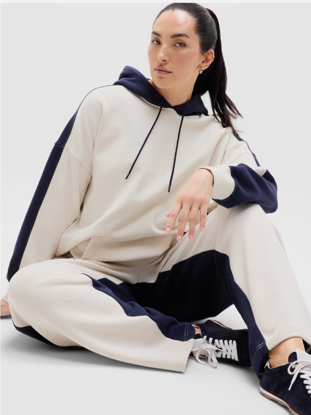 Athleta forever fleece hoodie sz Medium - Picture 10 of 10